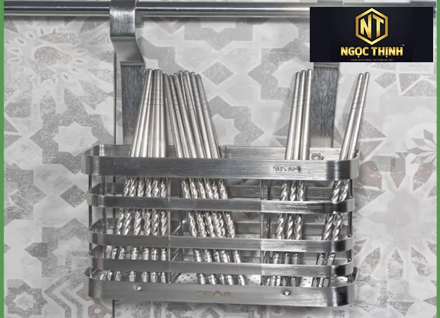 GIÕ ĐỂ ĐŨA TREO NGOÀI GU304-2 TẠI Vĩnh Cửu